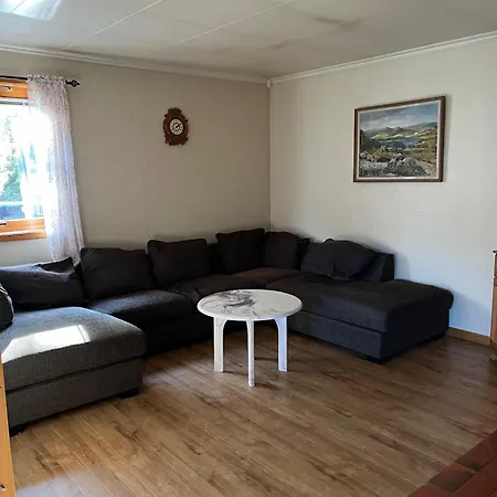 Hele Huset Til Disponerig I 哈尔登